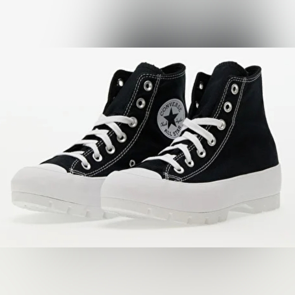 Converse Chuck Taylor All Star High Lugged 'Black' Sneakers Size 8 Like New/Box - Picture 2 of 11